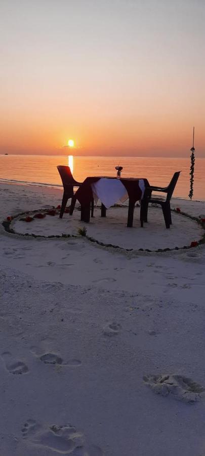 Rashuthere Maldives Rasdhoo Exterior foto